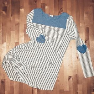 Long sleeve striped shirt